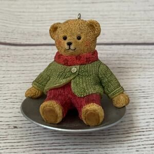 Hallmark Teddy Bear Sledding Christmas Ornament 2002 Wendy Woosh No Box 2 3/4"H